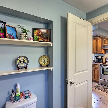 Remodeled Farmhouse In Waterford Near 2 Beaches! Exterior photo
